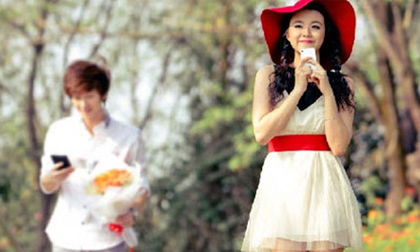 Tặng quà 8/3, được bạn gái "lại quả" cái ngàn vàng
