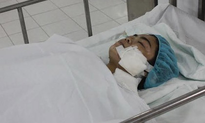 Dùng rựa chém chết nhân tình của vợ trên giường