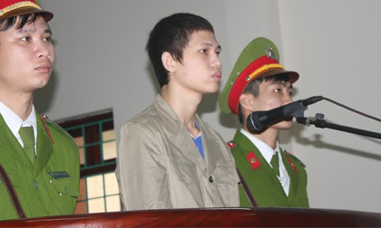 Vụ “quan tài diễu phố”: Nhiều bị cáo khai bị ép cung?