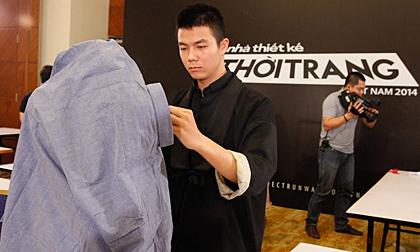 Thí sinh Project Runway so tài biến áo thành váy