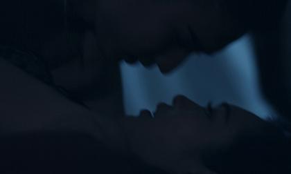 "Lộ" ảnh ân ái của cô giáo "kính vạn hoa" Trương Quý Nhi