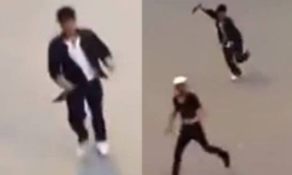 Cầm dao “náo loạn” Ngã Tư Sở giờ tan tầm, súng nổ vang trời