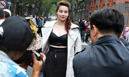 Hồ Ngọc Hà nổi bật trên đường phố Thượng Hải