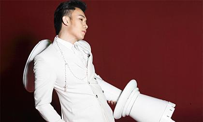 Dương Triệu Vũ tìm tuyết rơi giữa biển mùa hè