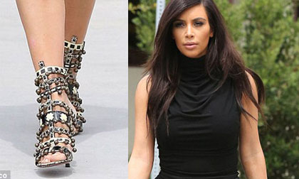 Kim "siêu vòng ba" gây "choáng" với sandal đính chuông chi chít