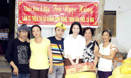 Trà Ngọc Hằng xinh đẹp trong trang phục Khơ me làm từ thiện