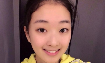 Thiên thần trượt băng Trung Quốc khoe ảnh “tự sướng” tại Nhật Bản