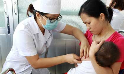 Từ 20/4 Hà Nội sẽ tiêm miễn phí vắcxin sởi cho trẻ nhỏ