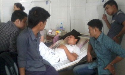 12 thanh niên hỗn chiến, 3 người thương vong