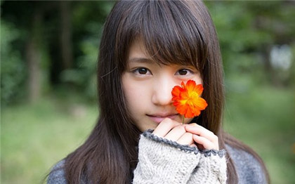 Hot girl Nhật soán ngôi cô bé trà sữa Trung Quốc