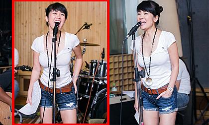 Hồng Nhung diện short cực chất tập hát Rock