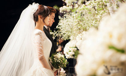 Nghi án "hôn nhân giả" lớn nhất của showbiz Việt