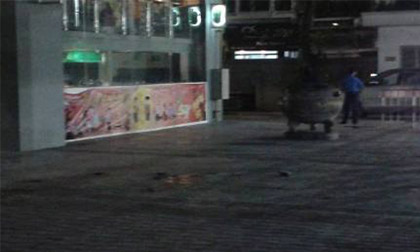 Hà Nội: Hai mẹ con tử vong khi rơi từ tầng 11