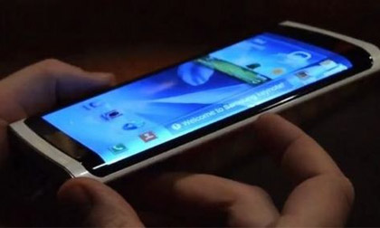 Samsung Galaxy Note 4 sẽ sử dụng công nghệ hiển thị 3 mặt YOUM