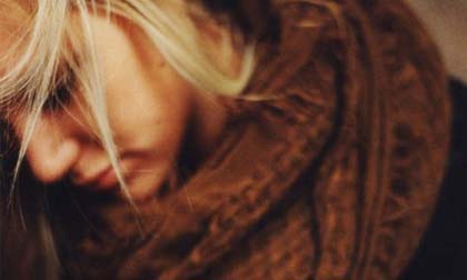 7 điều con gái tuyệt đối không nên làm sau khi chia tay