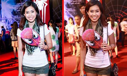 “Bắt gặp” em chồng Hà Tăng diện short jean ngắn mát mẻ đi xem phim