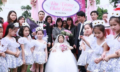 Lễ cưới cổ tích của cô gái suy thận và chàng trai kém 3 tuổi