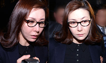 Á hậu Hàn bị tố bán dâm xuất hiện tiều tụy sau buổi hầu tòa