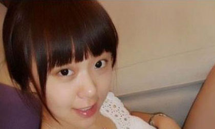 Thiếu nữ Trung Quốc bị lên án vì khoe của phản cảm