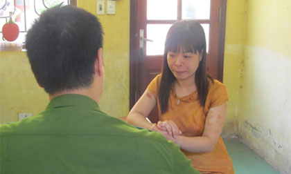 Mâu thuẫn nợ nần, chị dâu dùng búa đập đầu sát hại em dâu