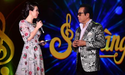 Hoa hậu Thu Hoài xúc động đến quên lời khi đứng cạnh thần tượng