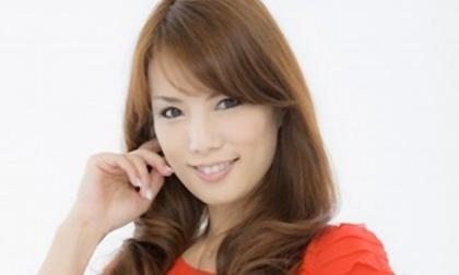 Bà ngoại xinh đẹp như hotgirl ở tuổi 42