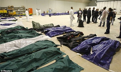 Chìm thuyền chở 400 người nhập cư, hàng trăm người có thể đã chết