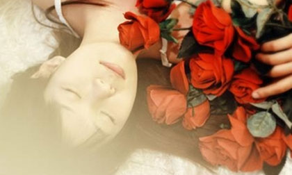 Cành hồng có gai