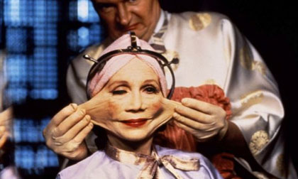 Những bộ phim về phẫu thuật thẩm mỹ rùng rợn nhất