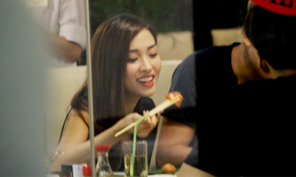 Mai Hồ đi chơi đêm sau tin có chồng con