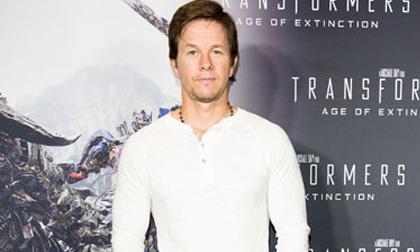 Mark Walhberg giản dị đi quảng bá "Kỷ nguyên hủy diệt"