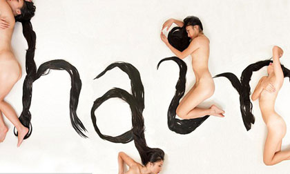 Thú vị với bảng chữ cái được xếp bằng tóc