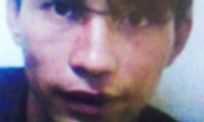 Uống cà phê, đòi hiếp dâm cô chủ