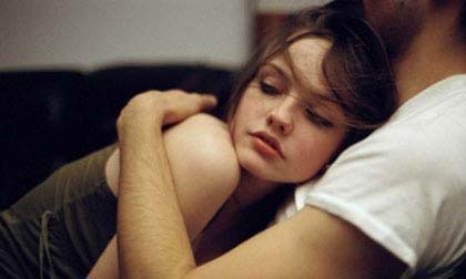 Nữ 40-49 tuổi quan hệ tình dục nhiều hơn nữ 30-39 tuổi