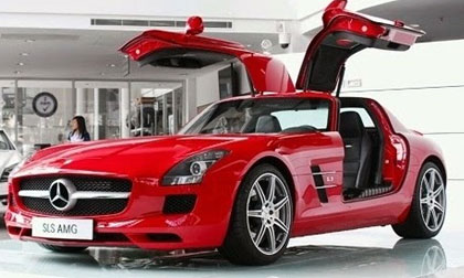 Mercedes-Benz tiếp tục mang siêu xe 'cánh chim' về Việt Nam