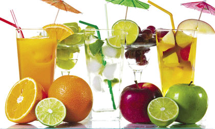 Nước ép trái cây thích hợp mùa nắng nóng