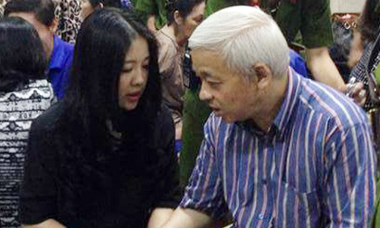 Vợ chồng đại gia, khoảnh khắc ân tình giữa công đường