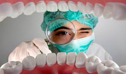 Nguy cơ đau tim, sẩy thai vì viêm lợi