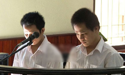 Vác dao đi trả thù, chém nhầm người vô can