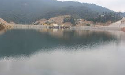 Công nhân chết đuối vì cứu đồng nghiệp