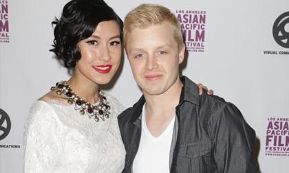 Kathy Uyên cùng dàn sao ngoại ra mắt phim “Âm Mưu Giày Gót Nhọn” tại LHP Á Châu