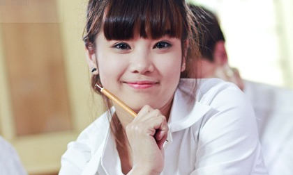 Điểm thi tốt nghiệp chênh lệch của các hot girl Việt