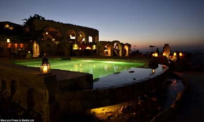 Nghỉ dưỡng trong... bảo tàng