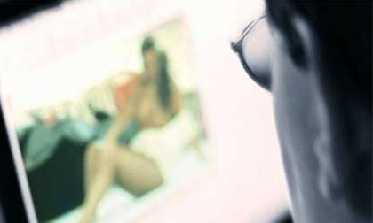 Xem phim khiêu dâm dễ làm đàn ông teo não