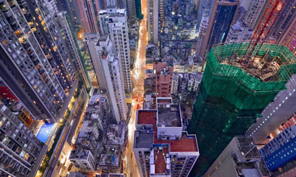 Choáng váng nhà chọc trời Hồng Kông 'đâm' tua tủa