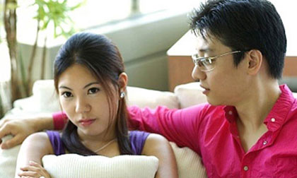 Thấy mẹ con tôi đẹp, anh cầu xin quay về