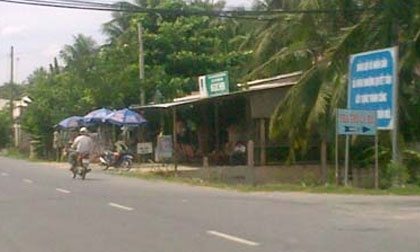 Không cho cúng giải hạn, cha bị con gái gọi "xã hội đen" đến chém