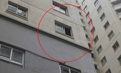 Hà Nội: Bé 7 tuổi rơi từ tầng 4 chung cư xuống đất