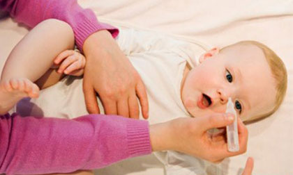 Mẹo trị ho cho bé vì nằm điều hòa 