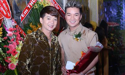 Đàm Vĩnh Hưng "đọ" độ bảnh trai với Vũ Hà